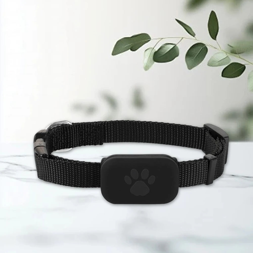 Pet GPS Tracker with Adjustable Collar Smart Pet Locator Cat Tracker for Dogs and Cats